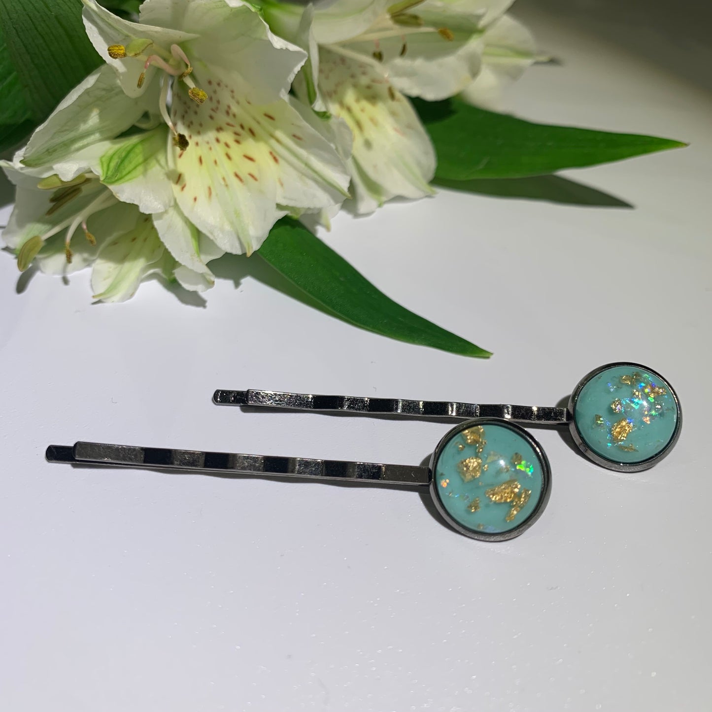 Turquoise and Speckled Gold Hair Grips