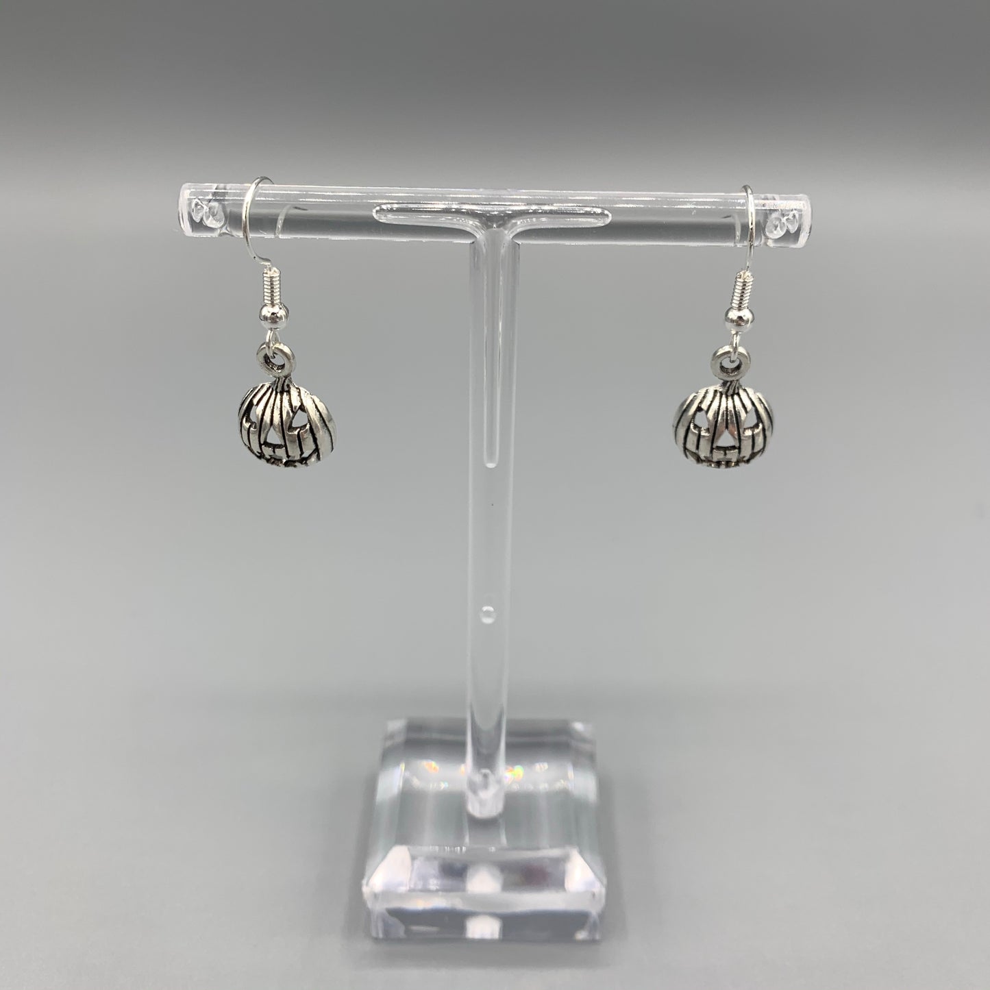 Small Pumpkin Earrings