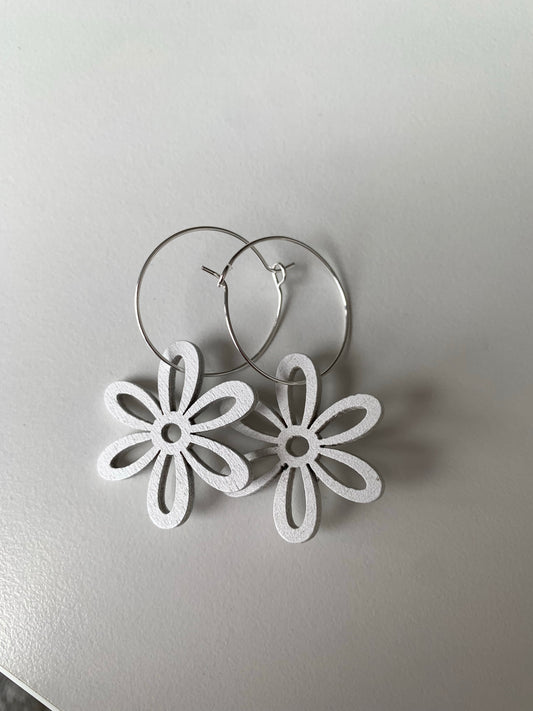 Wooden Daisy outline hoop earrings