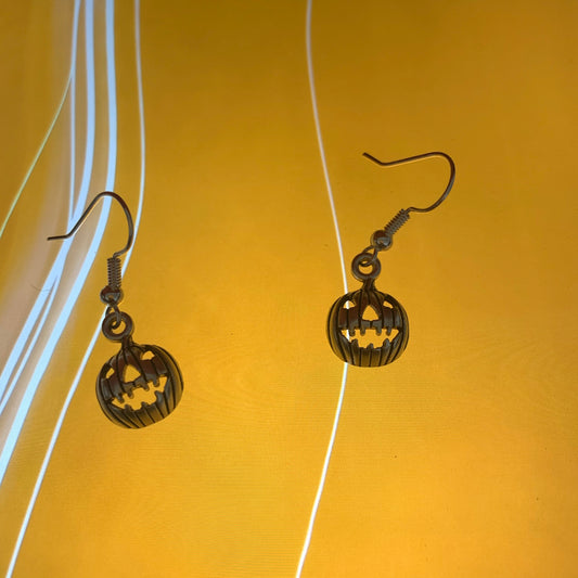 Small Pumpkin Earrings