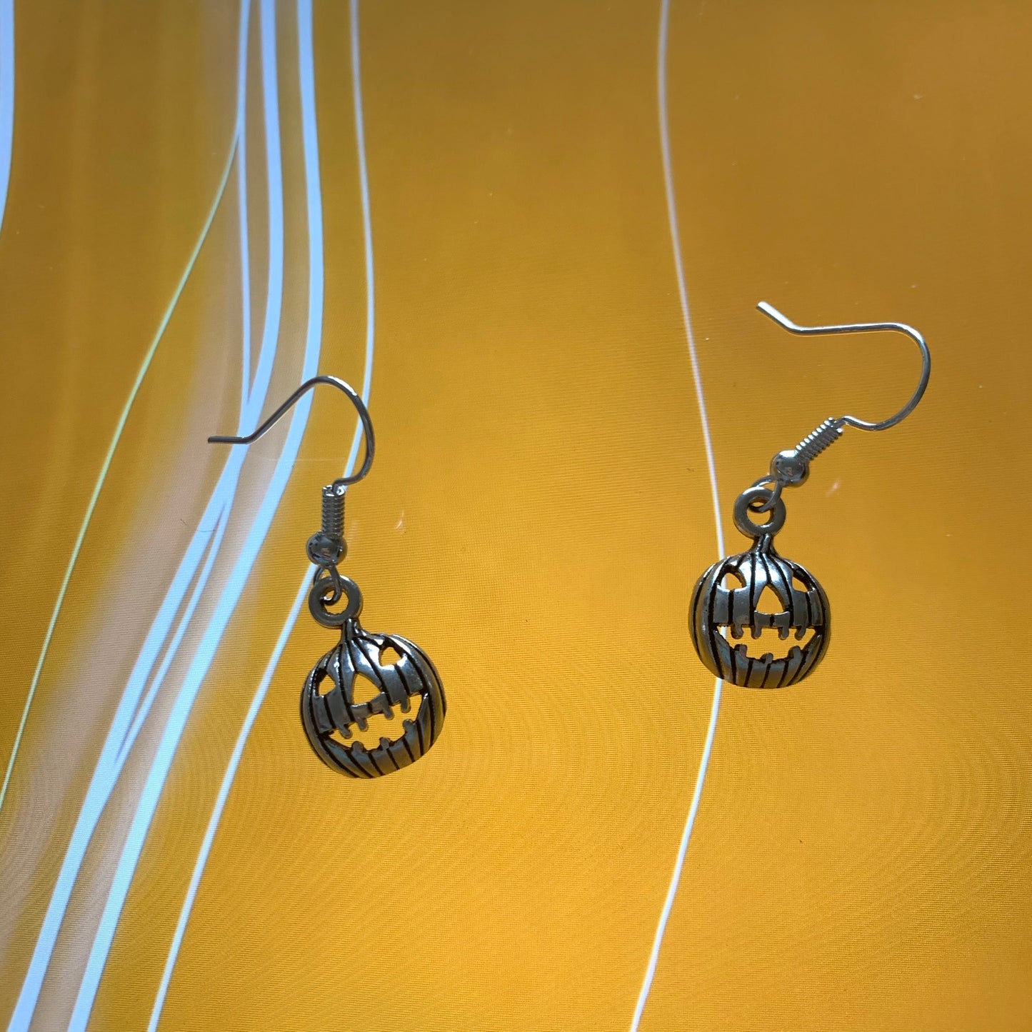 Small Pumpkin Earrings